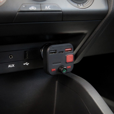 Adapter makine Savio TR-15 Ultra Fast Charge, Bluetooth 5.3, USB-A dhe USB-C, i zi