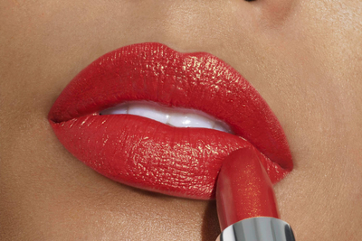 Ruzh buzësh Dior Rouge Satin 999, efekt sateni, e kuqe