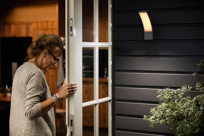 Dritë murale e jashtme Philips Splay, LED 3.8W, antracit