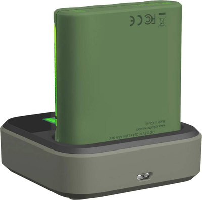 Karikues baterish GP ReCyko B421 me stacion D451, USB, me ekran LCD, me 4 bateri AA 2100 mAh