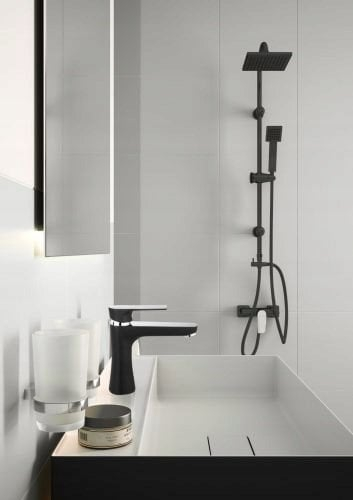 Set dushi Ferro SQUERTO NP22BL, kokë rain shower katrore, montim në mur, e zezë mat