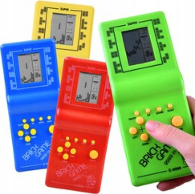 Konzol portabel lojrash Brick Game E-9999, Tetris, 2x AA, shumëngjyrëshe