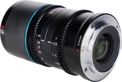 Objektiv anamorfik Sirui 35mm T2.9 1.6x Carbon Fiber Neutral Flare për DL-mount, i zi