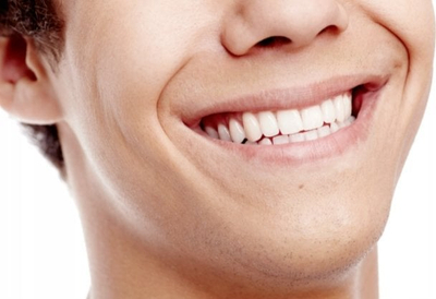 Орален сет Vitis Gingival, течност за плакнење, паста за заби и четка, за чувствителни непца