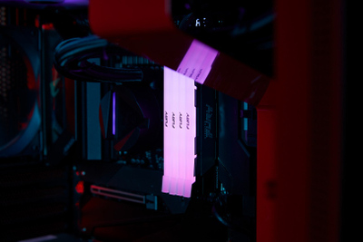 RAM меморија Kingston FURY Renegade, 16GB DDR4, 4000MT/s, RGB, црна