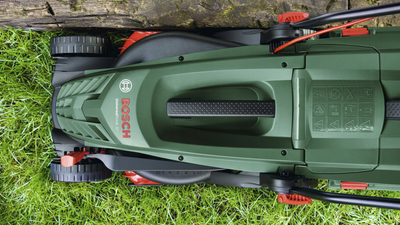 Електрична машина за косење трева Bosch UniversalRotak 37-570, 1400W, ширина на сечење 37cm, зелена