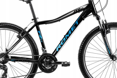 Biçikletë malore Romet Rambler R6.0 Jr, 26", kornizë 17", e zezë me blu dhe argjend