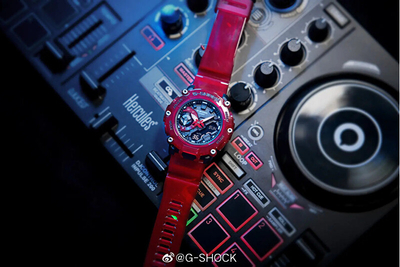Orë Casio G-Shock, e kuqe