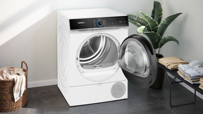 Tharëse me pompë nxehtësie Siemens IQ700 WQ46B2C40, 9 kg, A+++, e bardhë