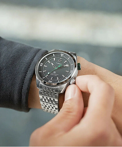 Orë dore Timex Waterbury TW2V49700