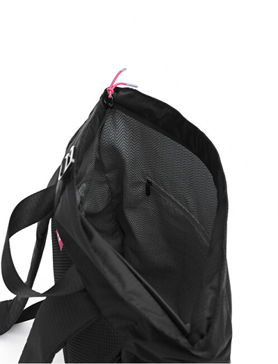 Çantë për femra Vuch Mellora Airy Black, e zezë