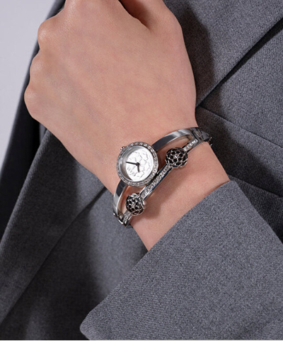 Orë dore për femra GUESS Chloe GW0756L1