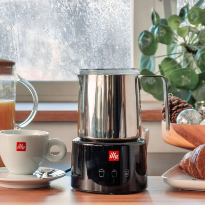 Illy electric Milk Frother