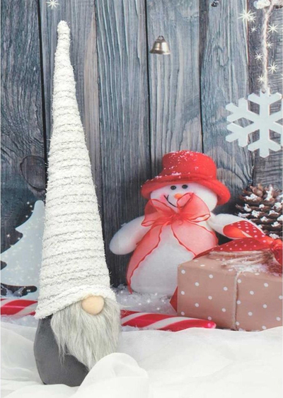 Dekor gnom Saska Christmas, me kapelë t’gjatë t'bardhë me dritë LED, 42 cm