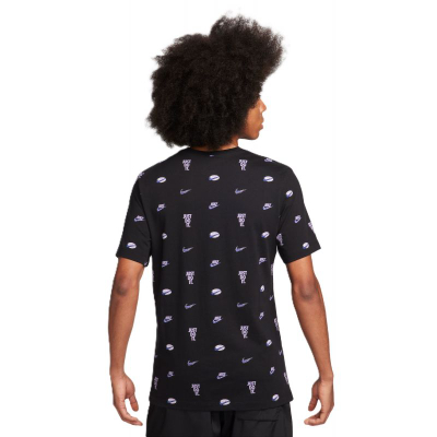 Maicë Nike Sportswear për burra