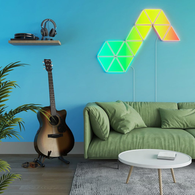 Panele ndriçuese inteligjente Govee Glide Triangle Light Panels, paketë 10 copë, RGBIC, shumëngjyrëshe
