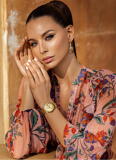 Orë për femra Guess Cubed GW0606L2, e artë