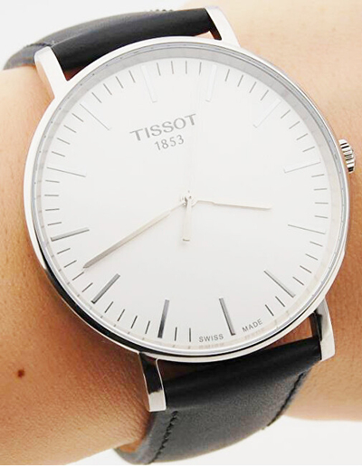 Orë dore Tissot T-Classic Large T109.610.16.031.00