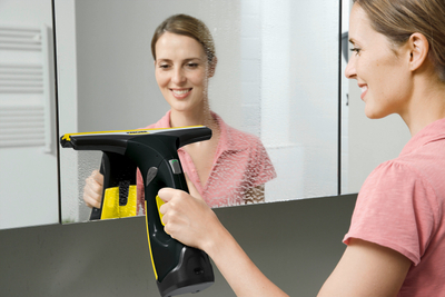 Pastruese për xhama Karcher WV 2 Black Edition, 220-240V, e verdhë