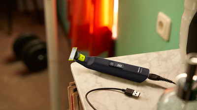 Trimmer Philips OneBlade Pro 360 QP6542/15, për fytyrë dhe trup, i rikarikueshëm, i gjelbër