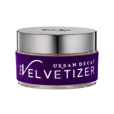 Pudër pluhur Urban Decay Velvetizer Perfecting Powder (Translucent Mix-in Medium), 8 g