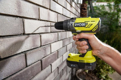 Trapano vidhosëse RYOBI ONE+ 18V, me 2 bateri 1.5Ah dhe 4Ah, e verdhë
