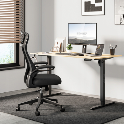 Karrige zyre SENSE7 Revo, ergonomike, me mbështetëse krahësh, e zezë