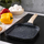 Tigan grill Klausberg KB-7810, 36x18.5x2.5cm, shtresë jo-ngjitëse, i zi me dorezë druri