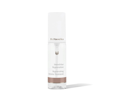 Tretman rigjenerues për fytyrë Dr. Hauschka 40 ml