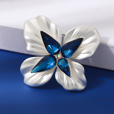 Brosh elegante Troli