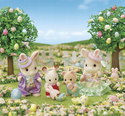 Set lodrash Sylvanian Families Easter Celebration 5691, 2 figurina lepurushë, me gëzhoja Pashke, shumëngjyrësh