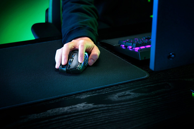 Maus RAZER Naga V2 HyperSpeed, optik, 30000 DPI, i zi