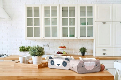 Çantë termike për kalamaj Monbento Wonder Pink Sheep, 6.5L, gri