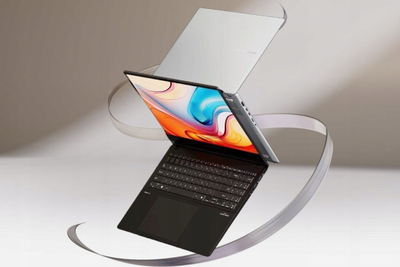 Laptop Asus Vivobook S 16 OLED M5606WA, 16" 3.2K 120Hz, Ryzen AI 9, 32GB 1TB SSD, ngjyrë argjendtë