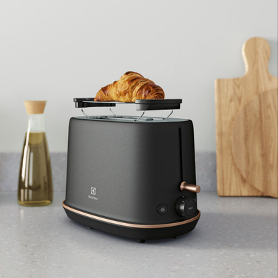 Toster Electrolux E7T1-6BP, 980W, 2 feta, i zi