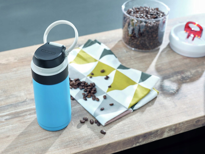 Termos Leifheit Insulated Mug Flip, 350 ml, plastikë dhe çelik inox, blu e çelët