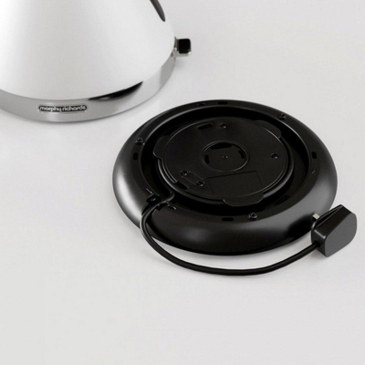 Vluese uji Morphy Richards, 2200W, 1.5L, e bardhë