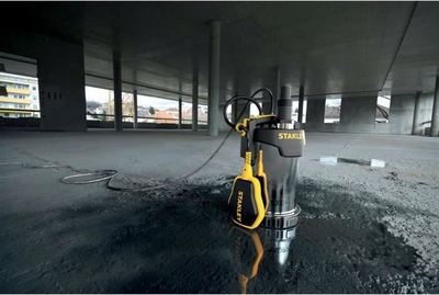 Pompë zhytëse Stanley SXUP750, 750 W, 11000 L/orë, çelik inoks