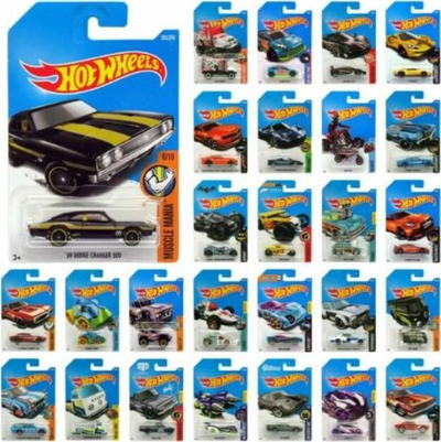 Makina lodër Hot Wheels 1:64, modele përzier, me ngjyra nga të gjitha