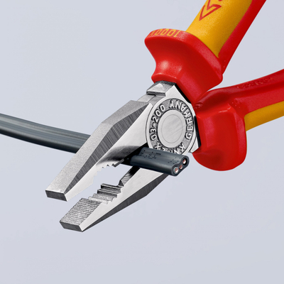 Pincë universale të izoluara Knipex 03 06 200, 200mm, për elektricistë