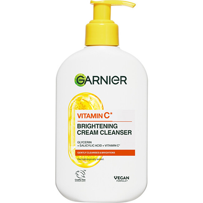 Pastrues për fytyrë Garnier me vitaminë C, 250 ml