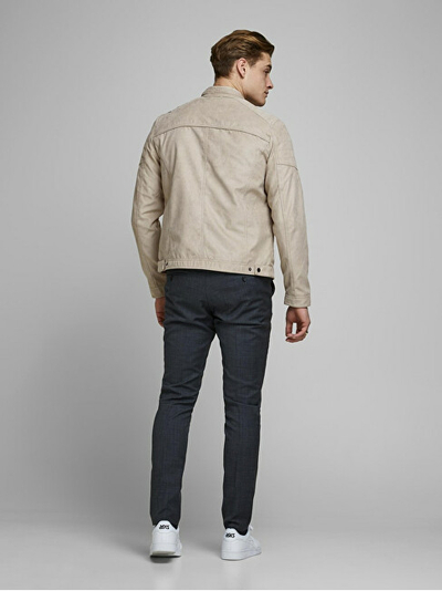 Xhaketë Jack&Jones JJEROCKY 12147218 String
