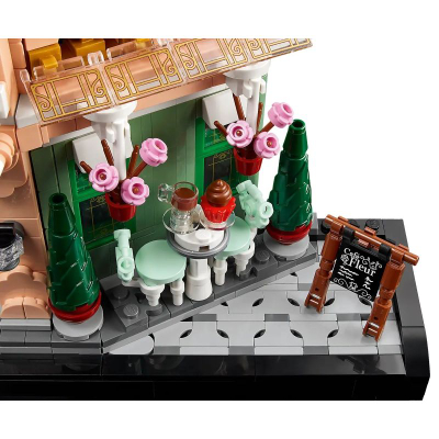 Set ndërtimi LEGO Icons French Café 10362, model dekorativ, për të rritur, shumëngjyrësh