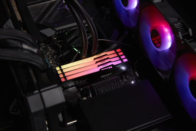 Memorie RAM Kingston FURY 32GB 5200MT/s DDR5 CL40 DIMM (2 x 16 GB) Beast RGB
