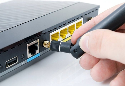 Antena Wi‑Fi Qoltec, 2.4GHz 5GHz, 5dBi, e zezë