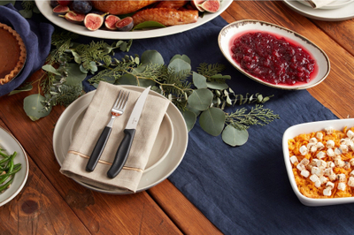 Set takëme Victorinox Swissclassic Table, 24 copë, çelik inox, doreza e zezë