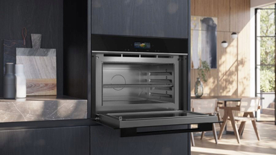 Mikrovalë inkaso Siemens CE732GXB1, 36L, me grill, e zezë