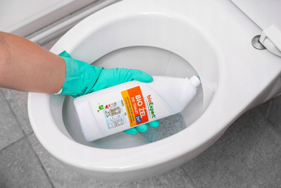 Set xhel pastrimi për WC BioGel, 3 shishe, pa klor