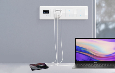 Prizë muri e mençme Avatto N-WOT10-USB-W, WiFi, me porta USB dhe USB C, e bardhë