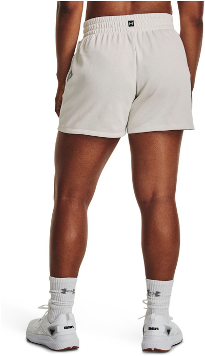 Pantallona të shkurtra Under Armour Rock Everyday, French Terry, për femra, të bardha